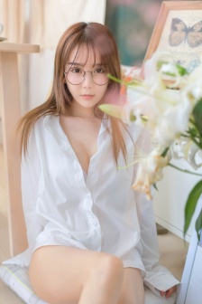 力得摸太嗯哼嗯哼嗯哼什么歌