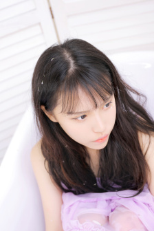 あかねさす少女