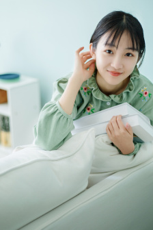 现在和相爱的人在一起吗
